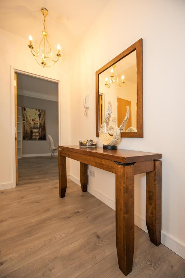 Ifsc Townhouse Apartments Dublin Buitenkant foto